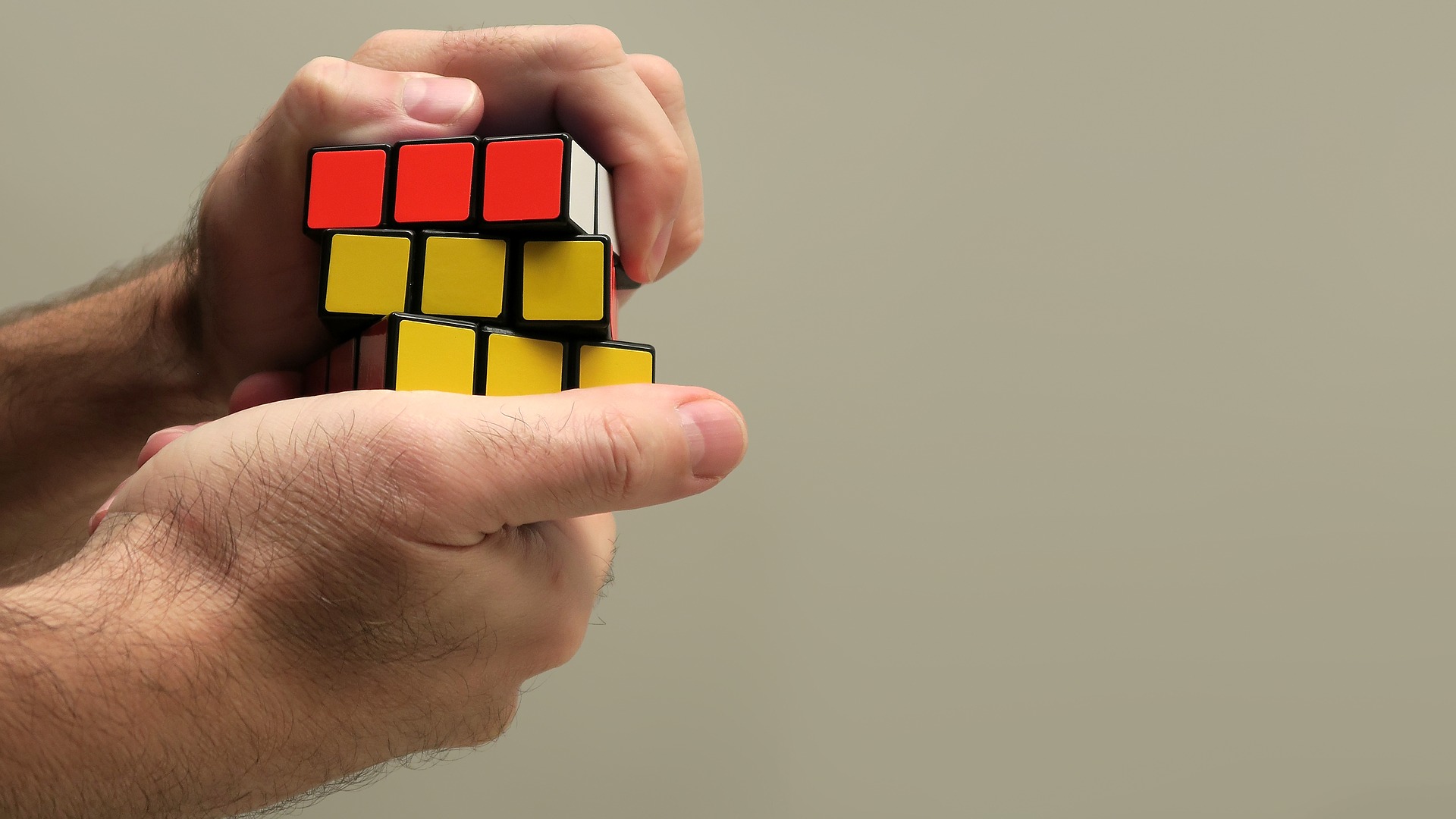 Kiedy warto zakupić dziecku kostkę Rubika?
